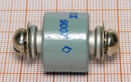 Keramický kondenzátor 2,2pF 6kV 5kWar K15U-1 P100