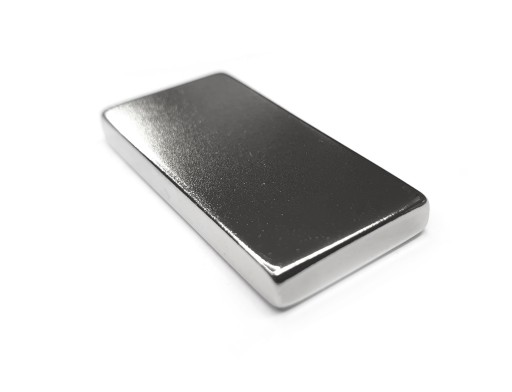 NEODYMIOVÉ MAGNETY 40x15x2 mm 1 ks!
