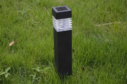 LED solárne svietidlo, zapustený štvorcový stĺpik, záhradná dekorácia, vstupy na terasu, P-301
