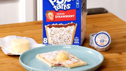 Pop Tarts Frosted Strawberry 96g - Obľúbená pochúťka v USA!