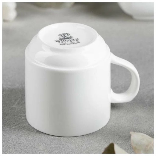 Malý hrnček 250 ml na kávu a čaj Wilmax biely porcelán