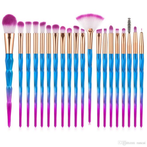 20 ks JEDNOROŽEC ŠTETCE NA MEJKAČ JEDNOROŽEC 20 x ŠTETCE na make-up