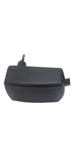 NAPÁJACÍ ZDROJ NABÍJAČKA SIEŤOVÝ ADAPTÉR 5V AC100-240V 5V AC/DC 3A