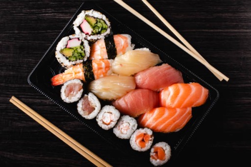 BLACK box na sushi, pečivo 17x11,5x5cm 10ks