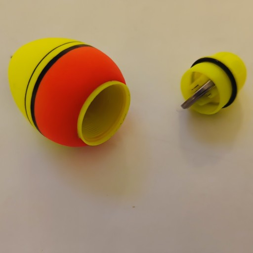 LIVE LED FLOAT 30 g bójka cetka svietiaca + BATÉRIA
