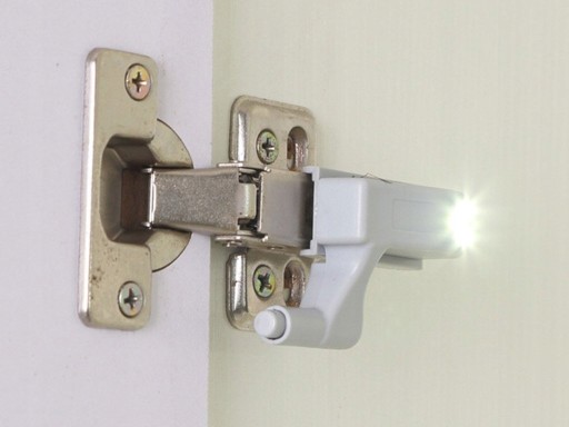 SVIETIDLO DO VÝKLOPNÝCH SKRINÍK, 3 LED AUTOMAT