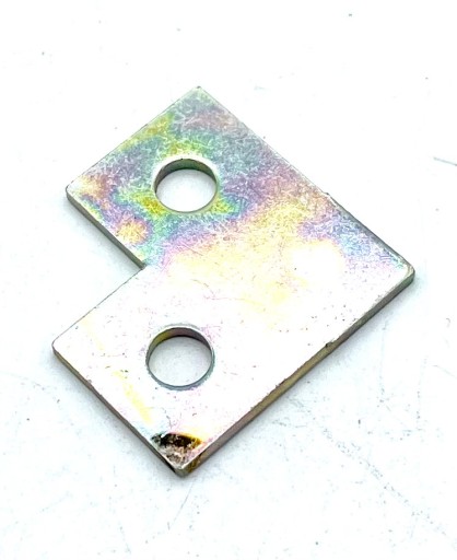 PLOCHÝ MONTÁŽNY UHOL 25 X 15 mm 4 KS SKRUTKY
