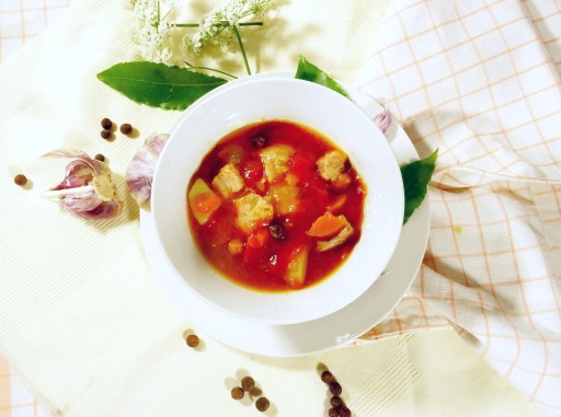 GULÁŠOVÁ POLIEVKA hotový pokrm JAR Homemade 470g