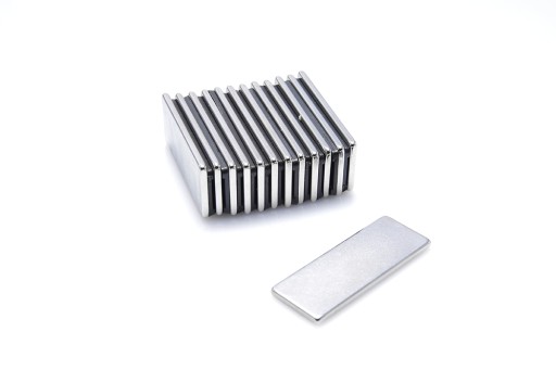 Neodymový tanierový magnet MPŁ 40x15x2 N38