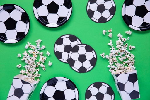 Papierové poháre a taniere futbal na narodeniny s EKO futbalovou loptou