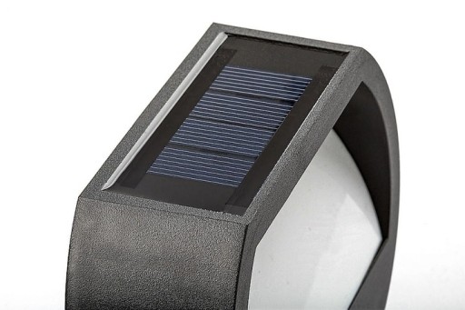 REFLEKTOR SOLÁRNEHO NÁSTENNÉHO LAMPU 20 lm IP44V AUTO SPÍNAČ 11 x 9 x 4 cm