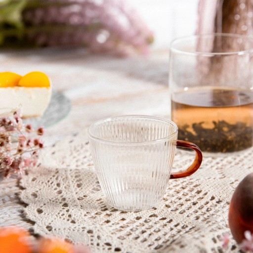 MABELLE pohár s jantárovým prvkom 0,12 l HOMLA