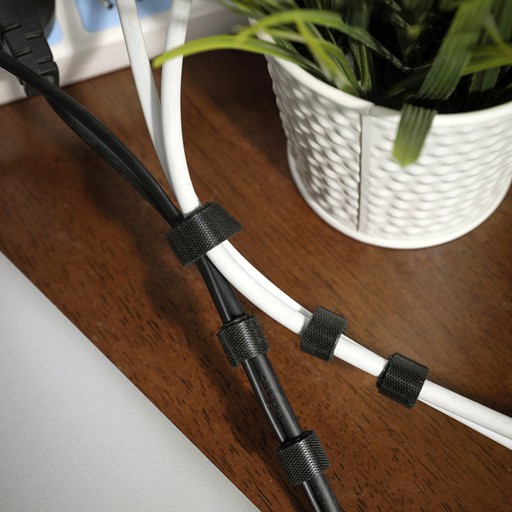 PEVNÁ PÁSKA NA VELCRO OBOJSTRANNÁ ŠÍRKA. 20 mm ČIERNA