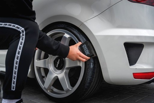 Gyeon Tire Applicator SMALL Aplikátor pneumatík 2 ks