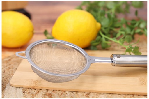KUCHYNSKÝ SITOK, kovové sitko, 9 cm, jemné sitká na práškový cukor, bylinky, čaj