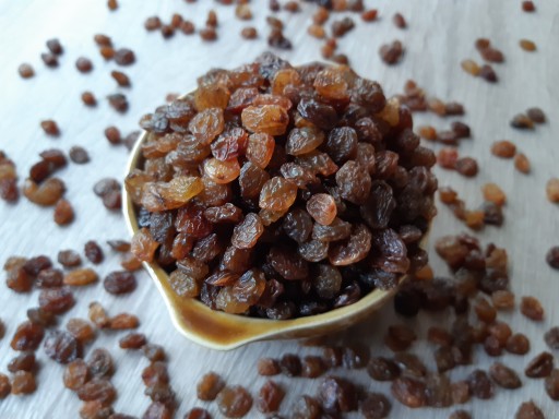 MALAYER Hrozienka - Sultana 1 kg - MIGOgroup