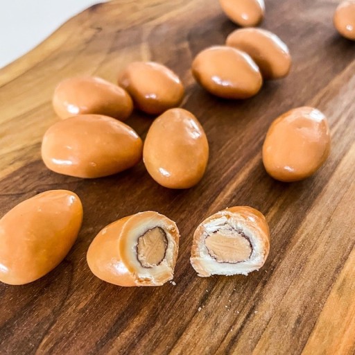 MANDLE v ČOKOLÁDE SALT KARAMEL HiFOOD 100g