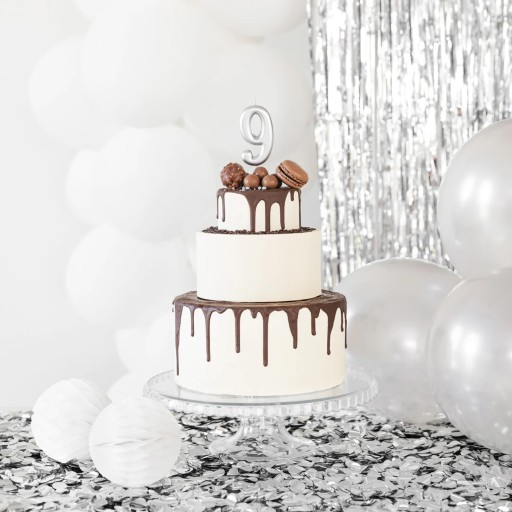 NARODENINOVÁ TORTA SVIEČKA ČÍSLO 0 NULA STRIEBORNÉ NARODENINY