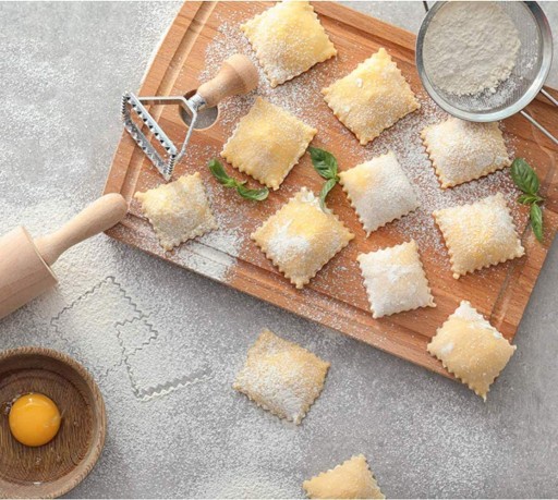 KRÁJAČ RAVIOLI NA Štvorcové Knedličky COOKIES