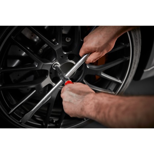 TELESKOPICKÝ KĽÚČ NA KOLIES krížový 17/19/21/23 mm + puzdro Formula1 SILNÉ