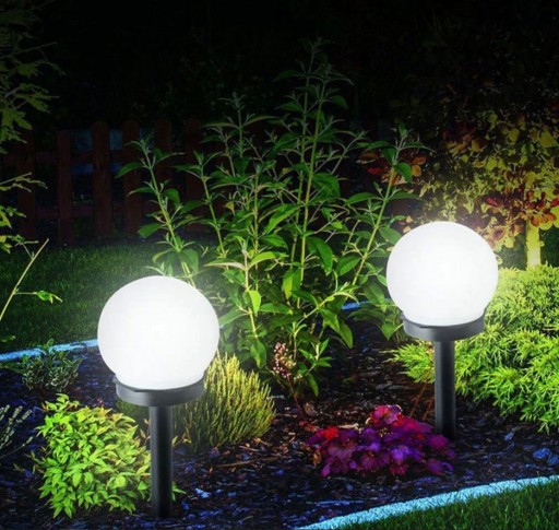 solárna záhradná lampa, mliečna, BIELA GUĽA 10cm P011