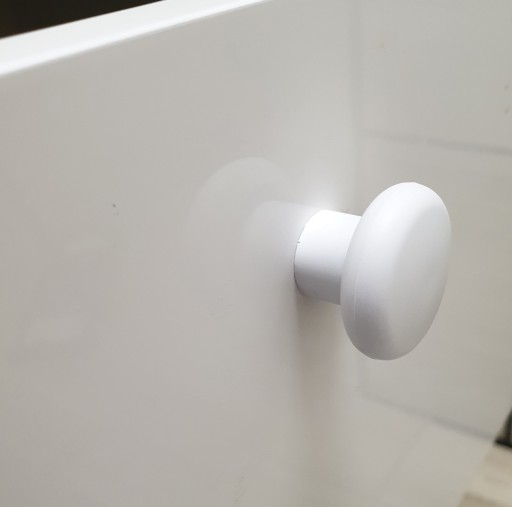 Nábytková kľučka G1 Gombík 34mm Matt White + skrutky