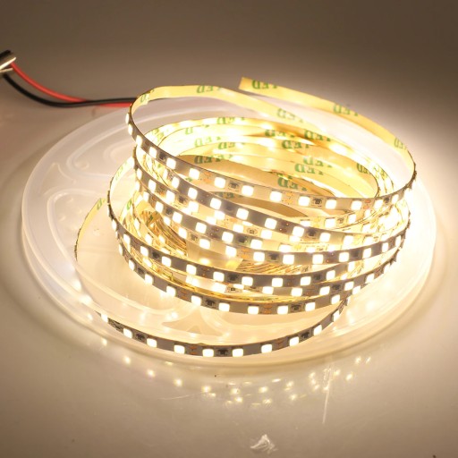 SUPER NARROW PREMIUM LED pás 4mm 2835 600 IP20 1m