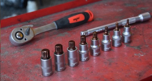 Zásuvka 1/2'' SPLINE M5 MJW 1240805
