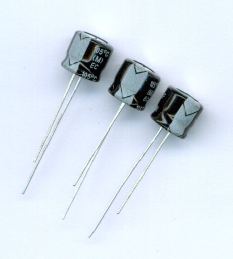 220uF 16V 220 µF 16V LEAGUER 8X7MM (20KS) ELEKTROLYTICKÝ KONDENZÁTOR