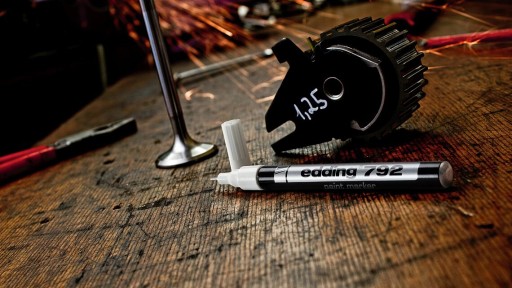 Olejový popisovač Edding 792, okrúhly hrot, 0,8 mm