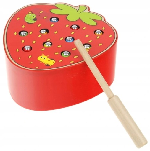 DREVENÁ HRA CHYŤTE ČERVIKU MAGNET JAHODOVÝ TYČ