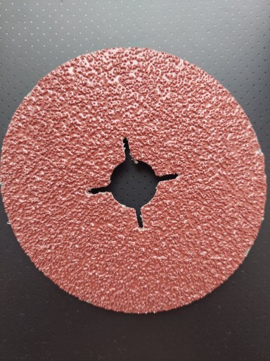 XF733 STEARATplus vláknový brúsny kotúč 125mm K36