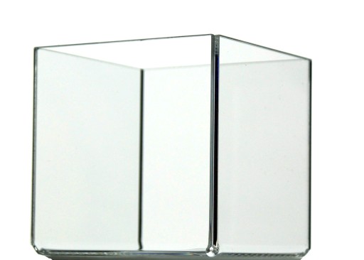Box Container Organizer vyrobený z priehľadného plexiskla