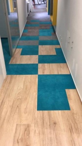 Kobercové dlaždice Mevia 50 námorníckej modrej pre HOTEL OFFICE