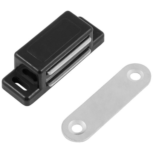 Čierny magnetický zámok