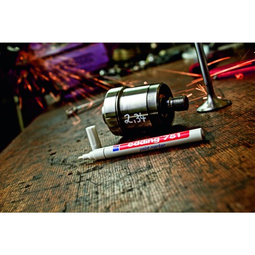 OIL MARKER WHITE EDDING 751 okrúhly hrot, 1-2mm, lakovaný, PREMIUM