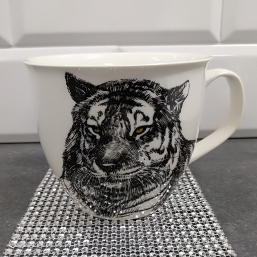 40000 AMBITION TIGER HRNEK TIGER PORCELÁN 550ML