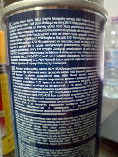 FARBA V STRIEKU ČIERNA LESK 9005 FARBA 400 ML