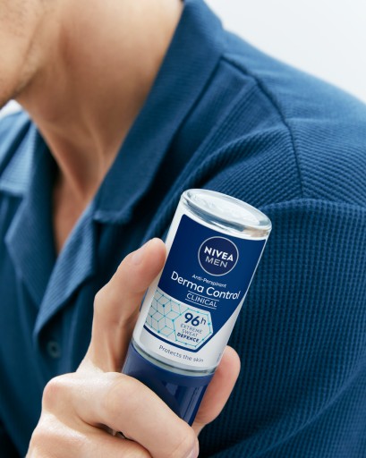 NIVEA MEN DERMA DRY CONTROL Roll-on antiperspirant do podpazušia pre mužov 50ml