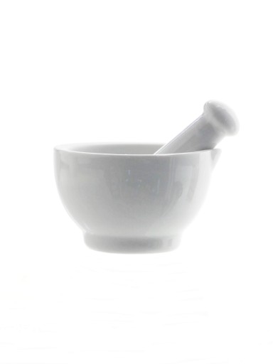 PORCELÁNOVÁ MALTA S PIRÁČKOU, PEKNÁ, 8 CM