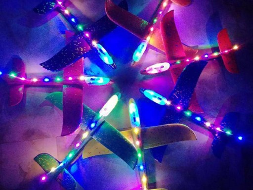 Hoblík z polystyrénu, 47 cm, s LED svetlom