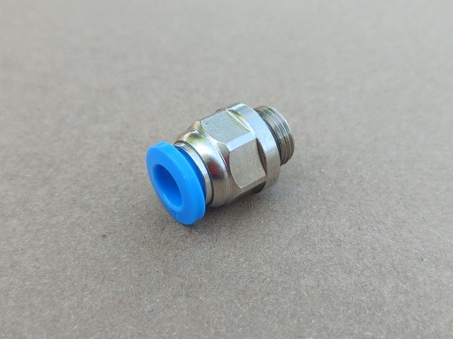 Priamy zásuvný pneumatický konektor fi 6mm závit 1/8