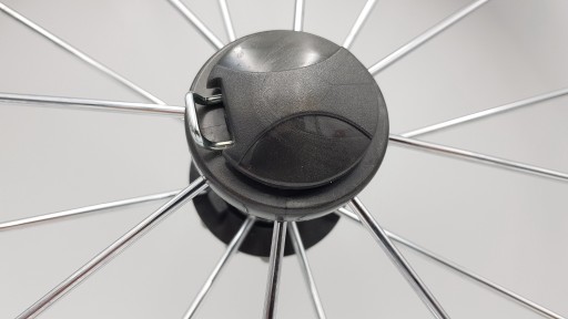 GRAFITOVÁ čiapka, klip, zámok na nafukovacie kolesá, na kolesá S LOŽISKAMI