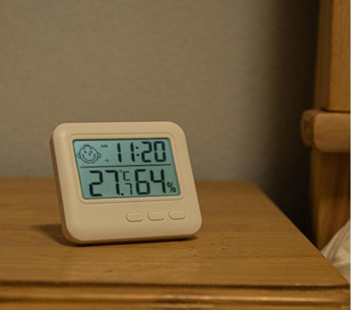 DIGITÁLNY IZBOVÝ TEPLOMER PRESNÝ HYGROMETER LCD METEOSTANICA