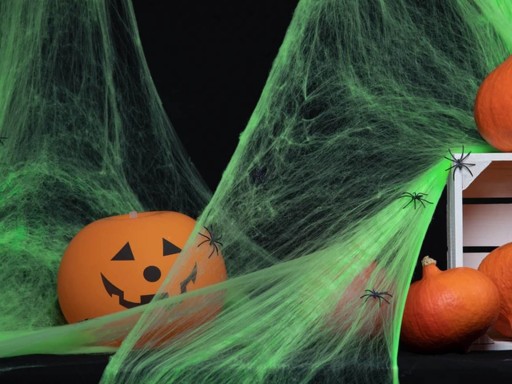Zelená pavučina s halloweenskymi pavúkmi 200g Web