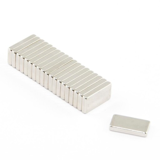 NEODYMOVÝ MAGNET TANIER 13x7x2 N38 - 15 KS