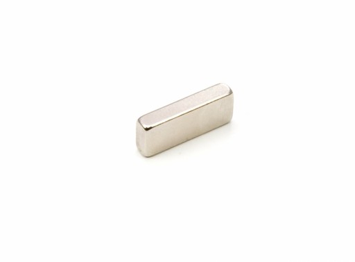 Neodymový tanierový magnet 10x5x1mm