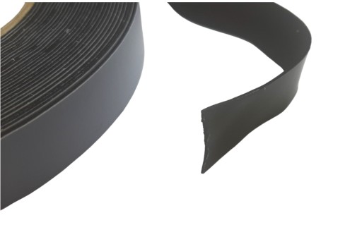 Samolepiace tesnenie EPDM 15mm/5m hrúbka 1mm + ZDARMA