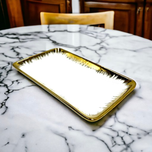 Obdĺžnikový porcelánový tanier Gold Dream 20,5x12cm