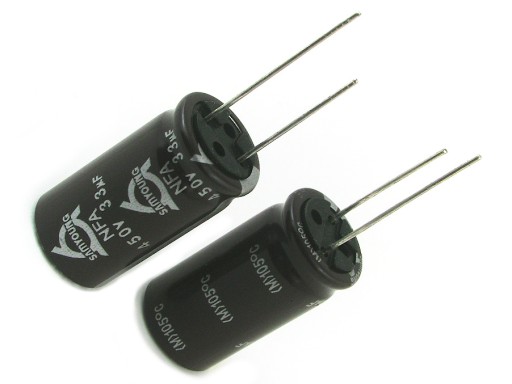 KONDENZÁTOR 33uF / 450V 16x32 105* 10000h SAMYOUNG